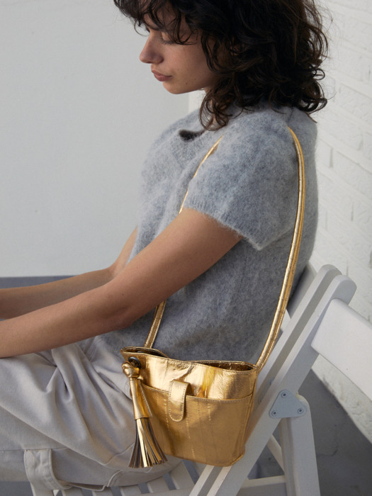 Petal mini shoulder bag (gold)