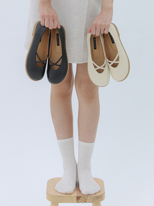 x point flat shoes_24021_ivory