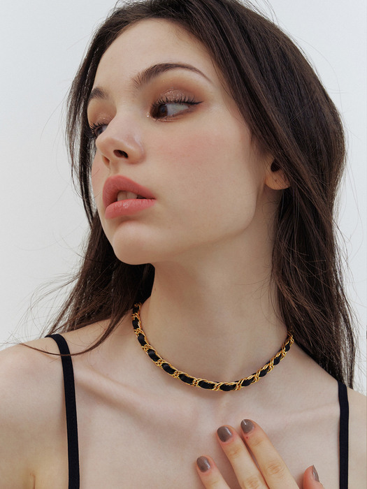 gold leather chain choker