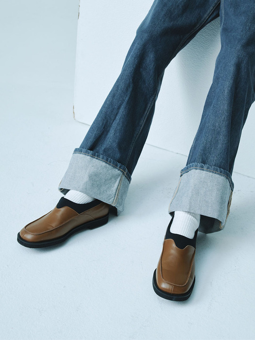 Pale span loafer (Brown)