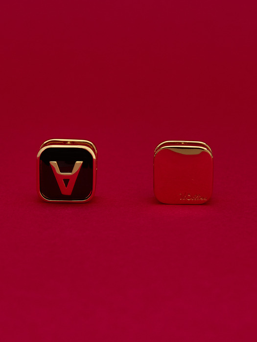 Cube Logo Earrings_Black