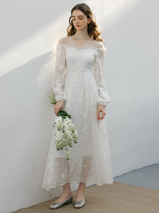 DD_Bride lace embroidered dress