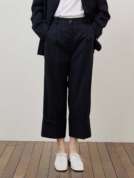 Turnup wide trouser in navy