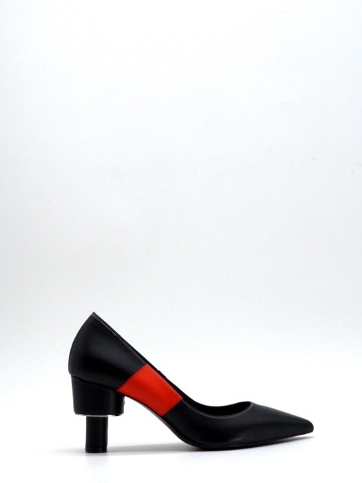 70 MIDDLE HEEL PUMPS IN THREE PRIMARY COLORS AND BLACK LEATHER 