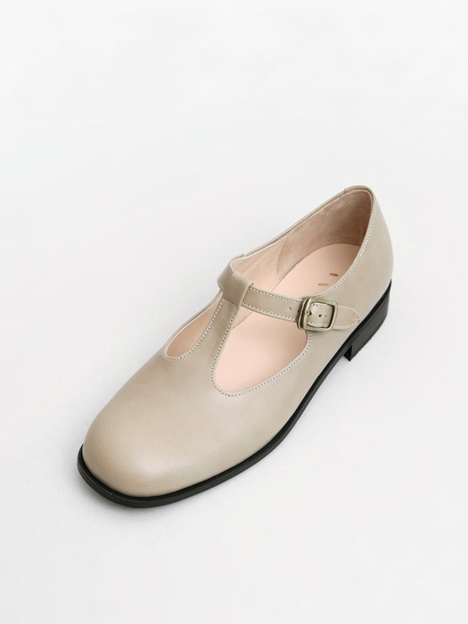 T-Mary Jane Shoes . Warm Gray
