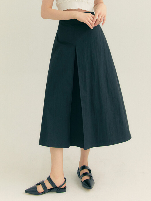  Cotton Pleats A-Line Long Skirt (Black)