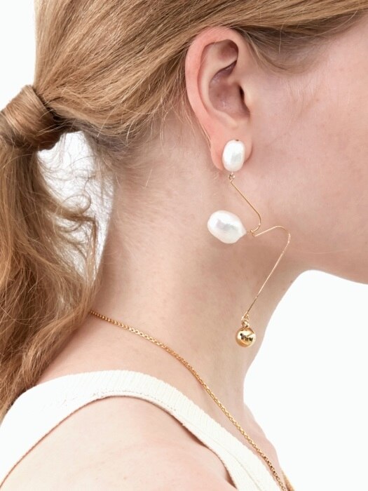 Ugly Pearl Earrings