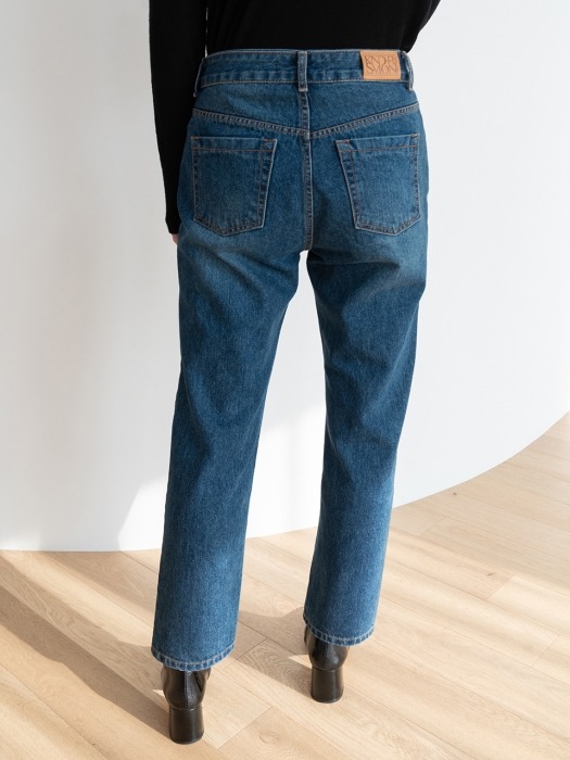 [ESSENTIAL] 바네트 Barnett Straight Jeans Blue