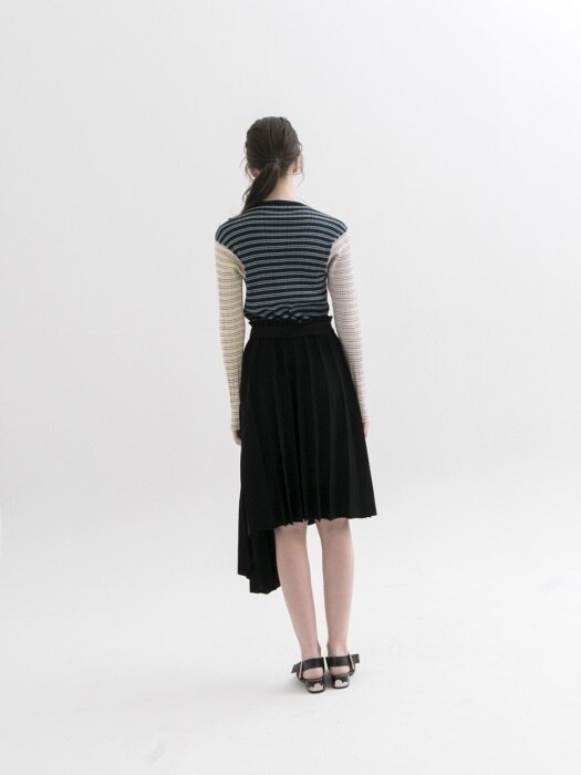 Asymmetrical Pleated Knit Skirt - BLACK