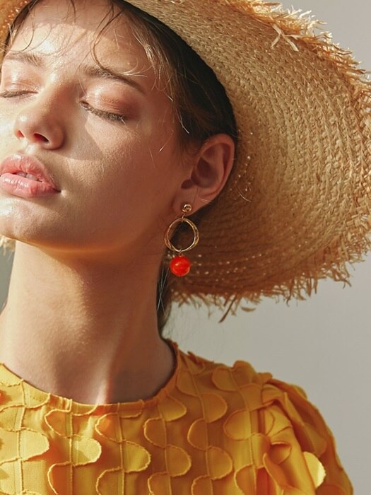vivid marble hoop earring, gold_orange