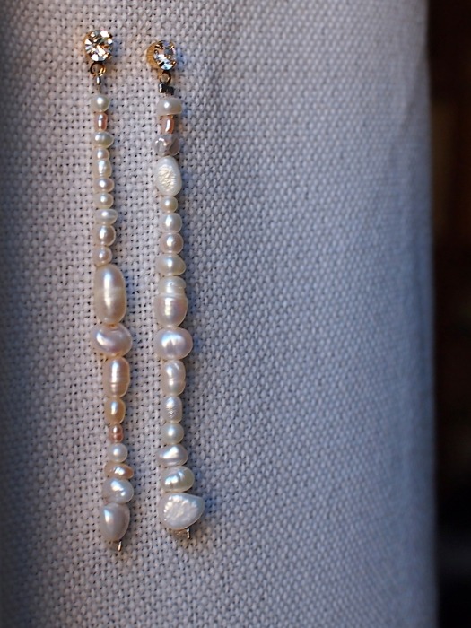 Pearls Line Earrings