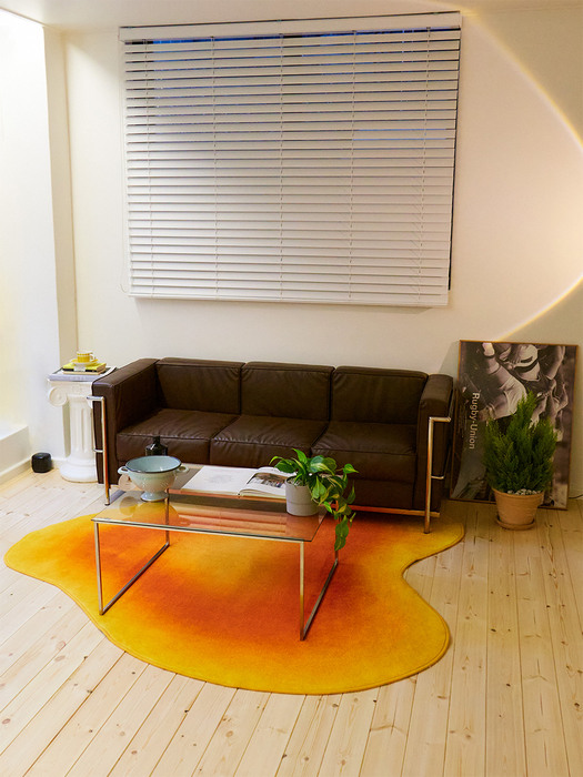 Liquified Gradient Rug Yellow (M / L)