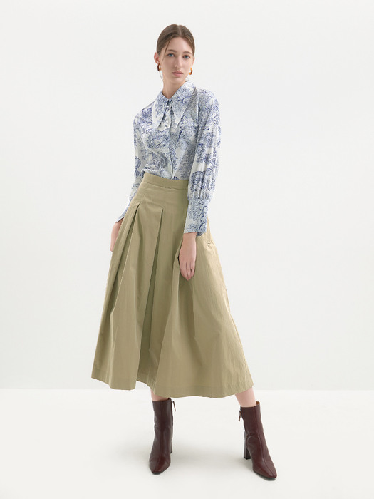 23SS POINTED COLLAR BLOUSE-BLUE PRINT