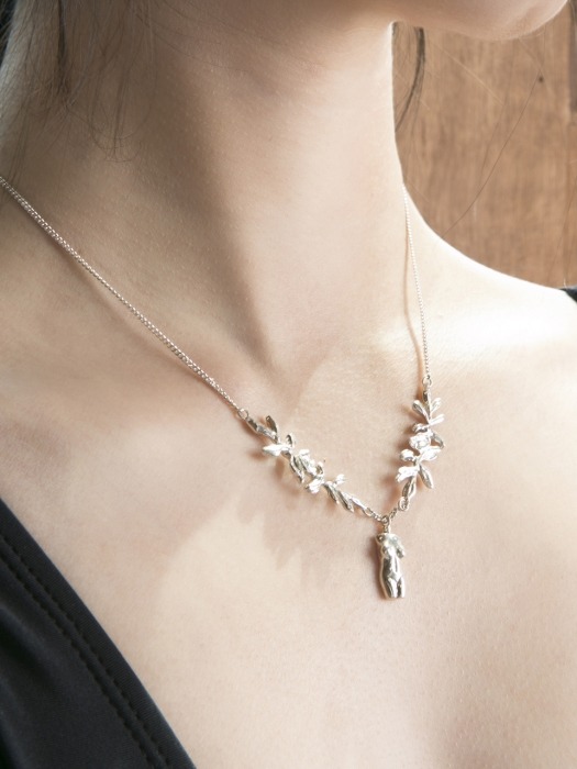 Venus(torso)&Flora necklace