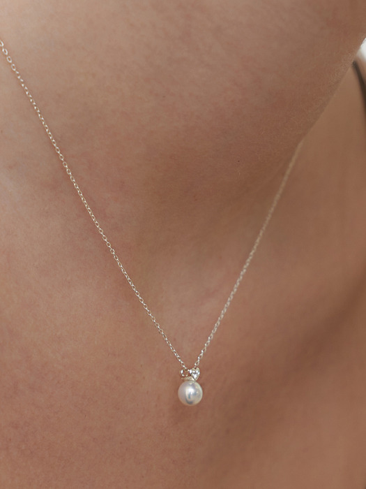 [단독] Lovelight Pearl Set (earring + necklace)
