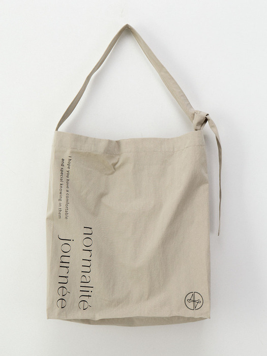 An ordinary day eco bag (light khaki)