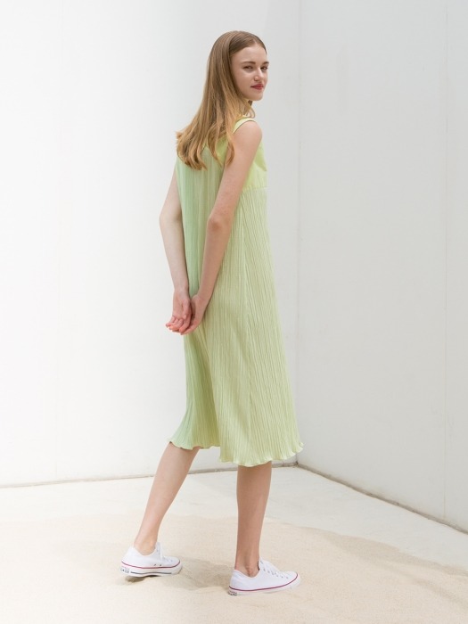 LIME PLEATS ONEPIECE