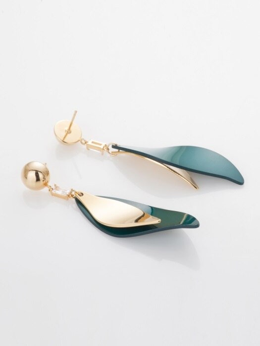 AILEEN LEAF ``drop`` EARRING