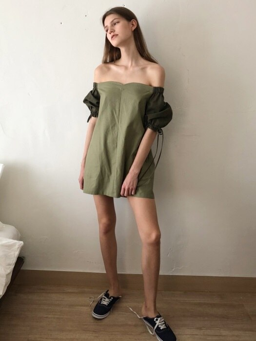 18 SS tulip off-the-shoulder linen mini dress (khaki)