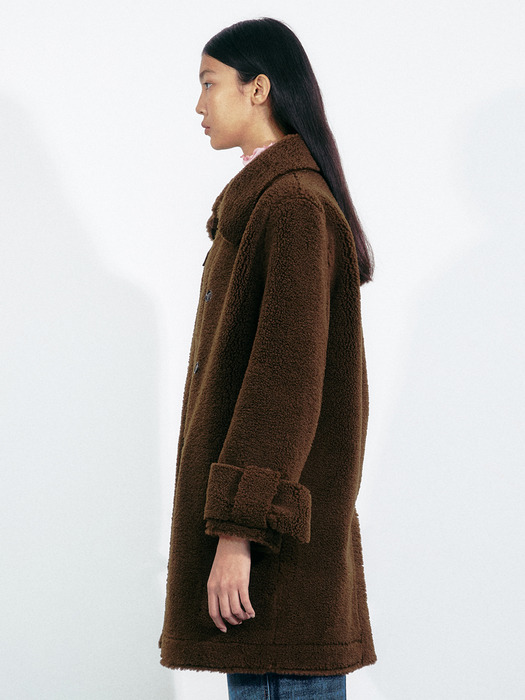 Smug Shearing Coat (Brown)