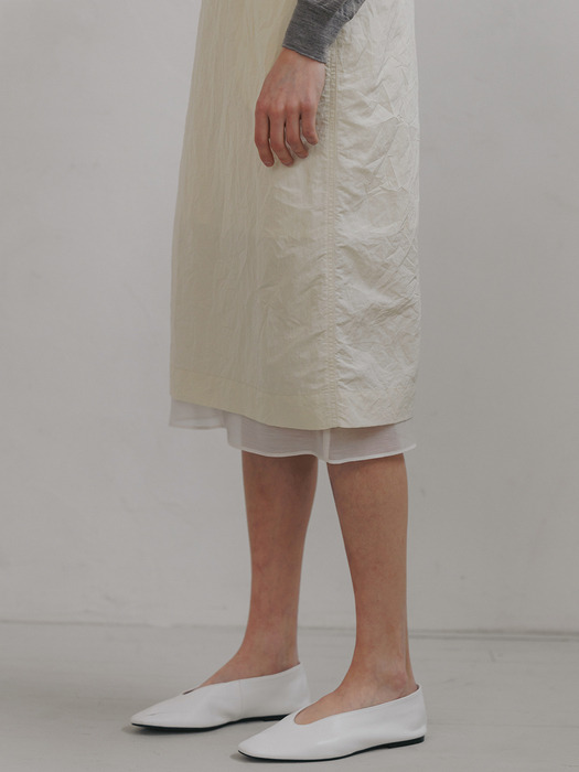 wrinkle layer midi skirt (cream)