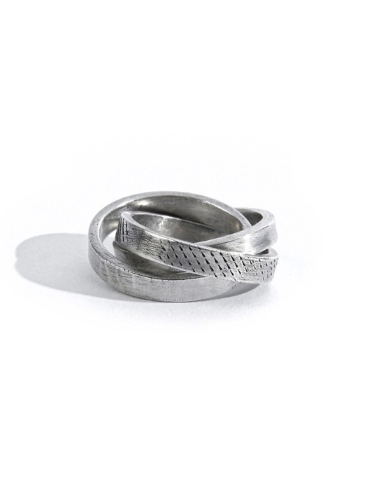 SEWN SWEN SILVER TRIPLE RING