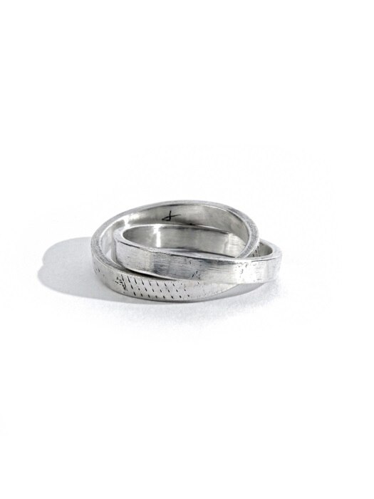 SEWN SWEN SILVER TRIPLE RING