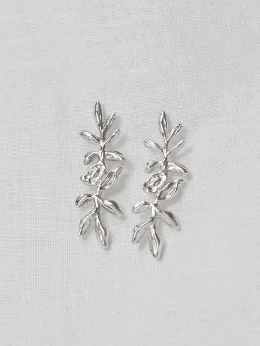 Flora earrings