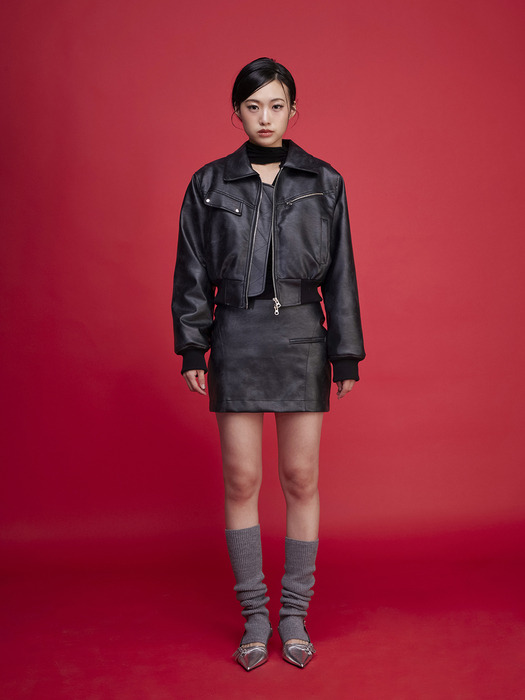 Amber leather skirt (black)