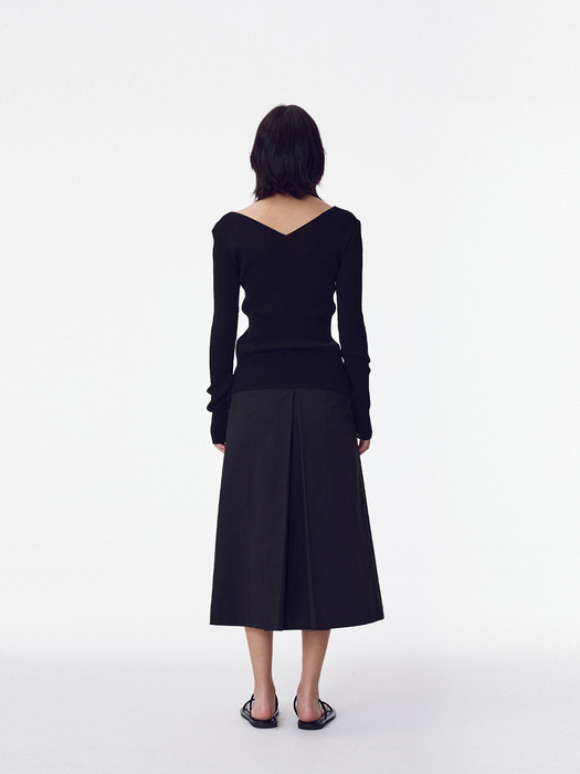 Inverted Pleat Skirt, Black