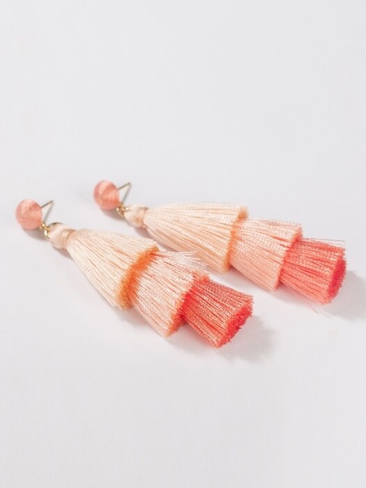 BELITA TASSEL GRADATION EARRING