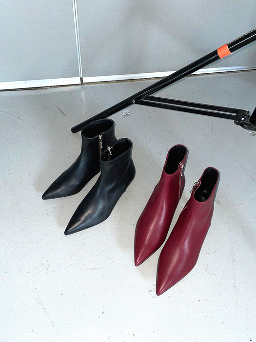 Maya Ankle Boots / Y.08-B20 / BLACK