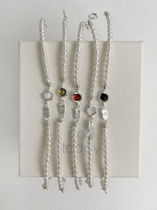 [단독] essential gemstone pearl bracelet (5 colors)