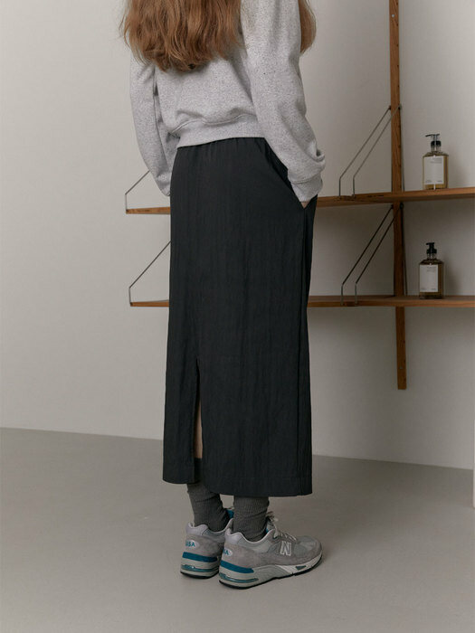Nylon Banding Skirt (Charcoal)