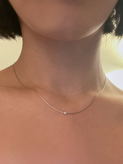[2TYPE] PEARL CHAIN NECKLACE (2colors) AN422019