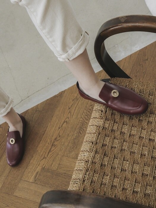 LWF18-8-2 Gold-ring Classic Loafer_Burgundy