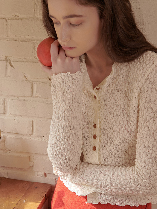 ROSE LACE BUTTON TOP_IVORY (EEOR3BLR03W)