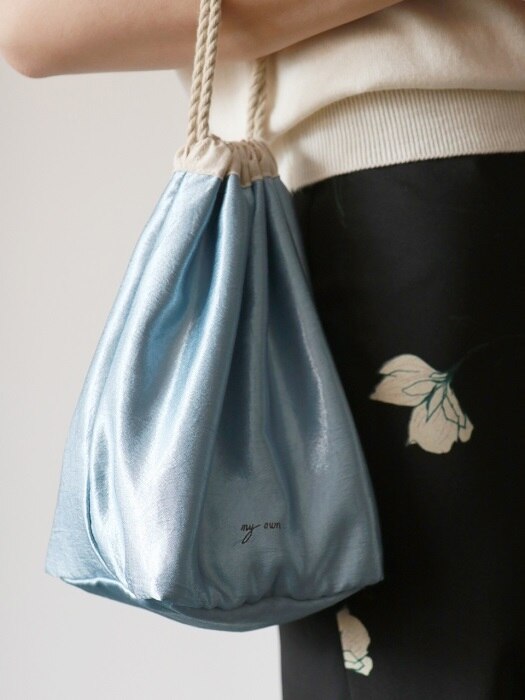 glossy pouch bag _ sky blue