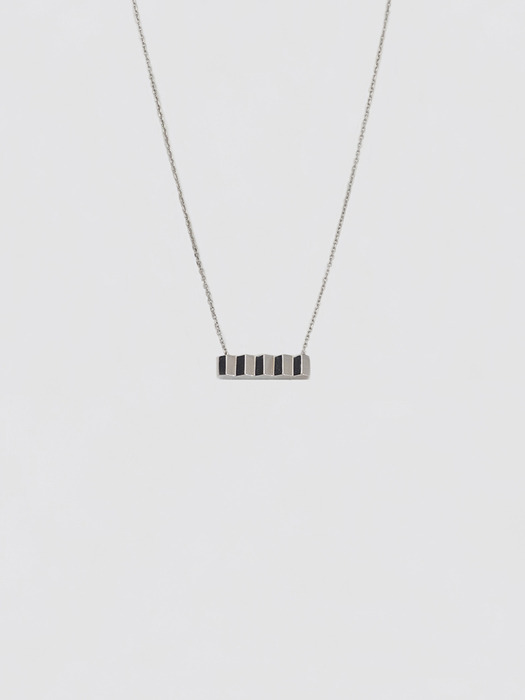 STEP  necklace 