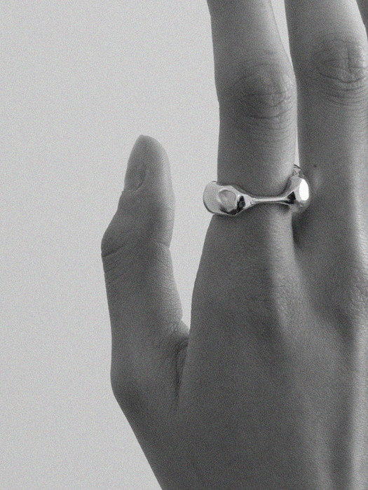 Bold joint ring silver