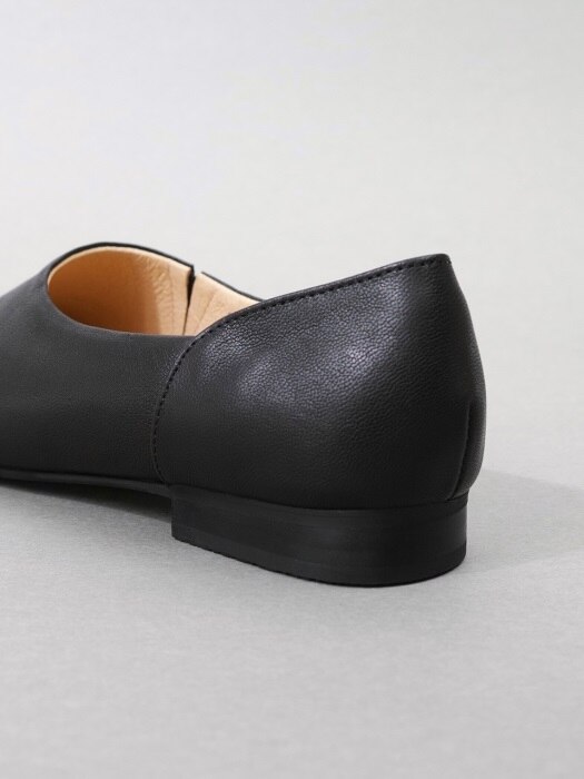Simple Brogue Shoes_V.Black