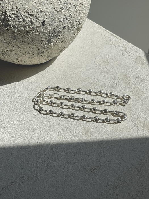 essential silver link necklace