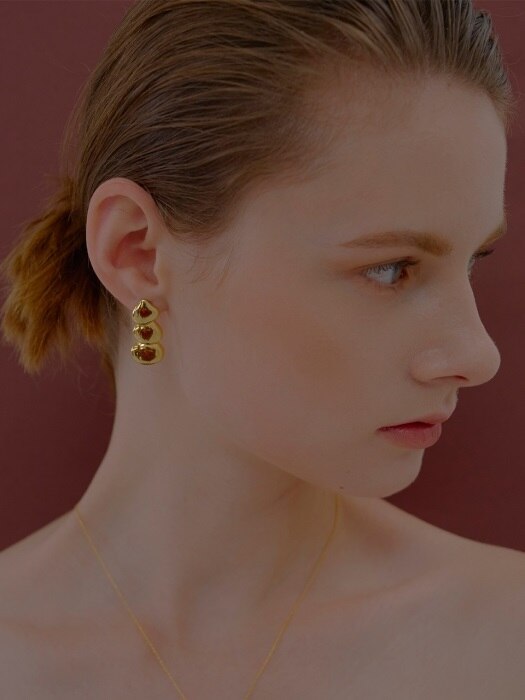 Short Glam Shell Earrings_Gold