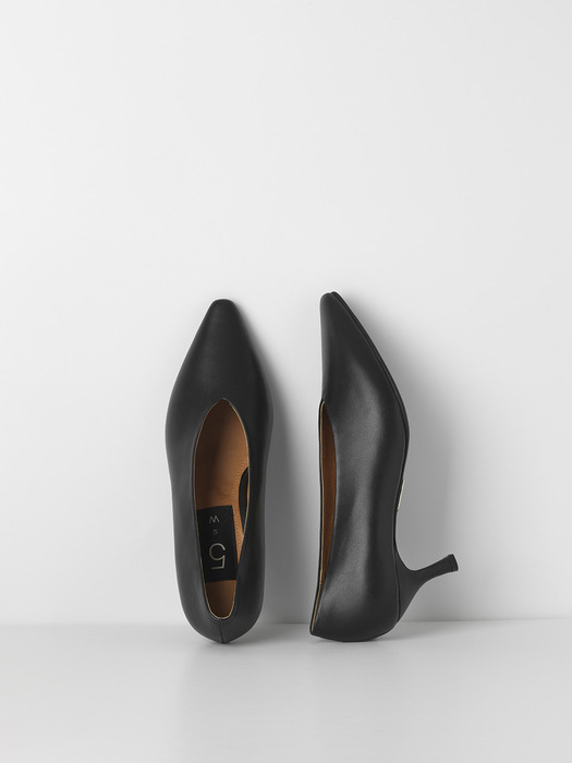 Line pumps heel (black)