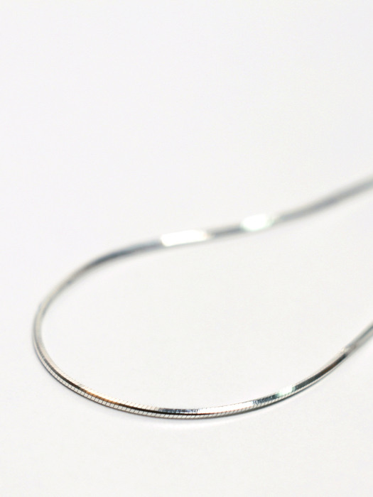 silver thin snake chain anklet