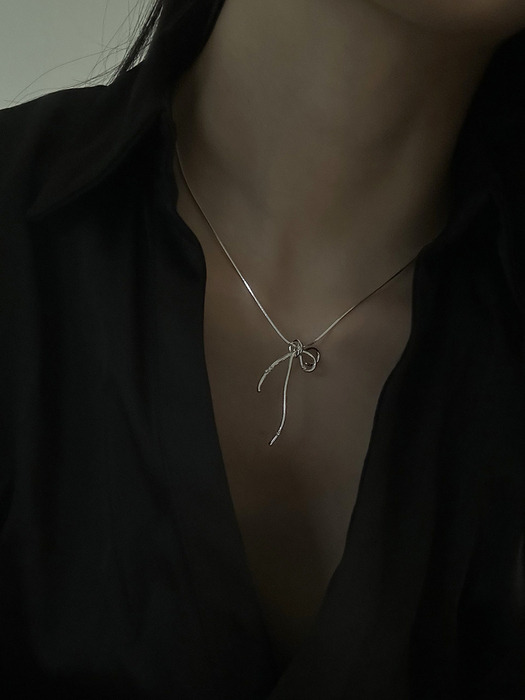 [925silver] Flow ribbon necklace