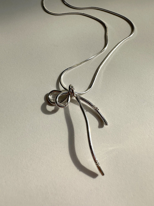 [925silver] Flow ribbon necklace