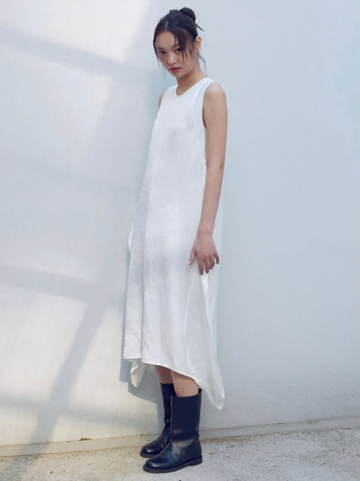Layered Silky Long Dress  White (KE4271M011)