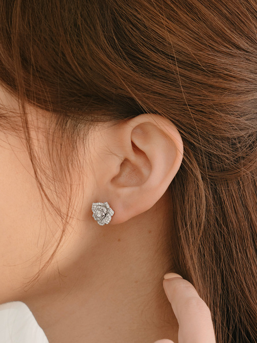 [Silver925] Yoros Camellia Earrings