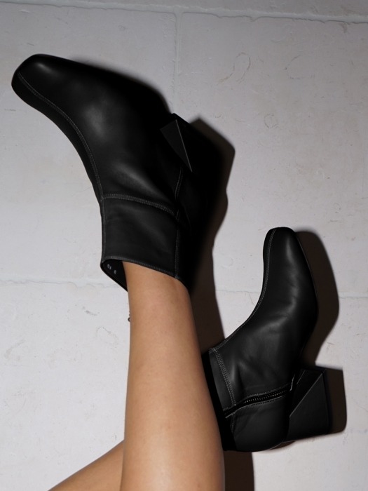 Melody Mondrian Boots / YY9A-B10 Black